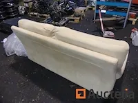 Imitatie lederen bank wit - afbeelding 4 van  5
