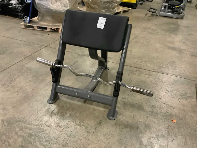 Impuls biceps bench met stang krachtstation - afbeelding 2 van  5