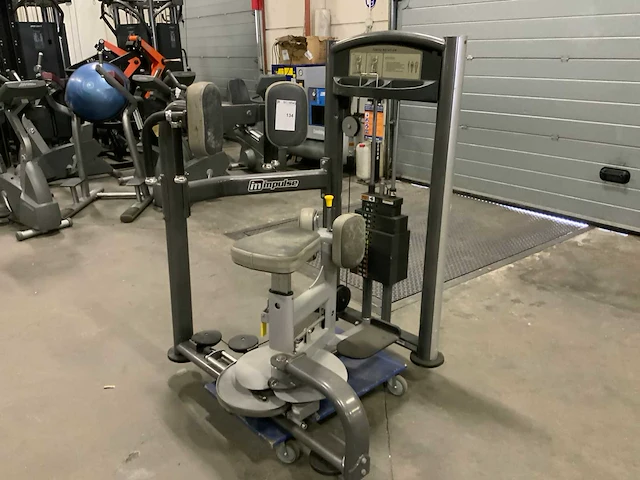 Impuls commercial torso rotation krachtstation - afbeelding 1 van  6