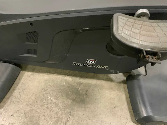 Impuls commercial uprightbike home trainer - afbeelding 3 van  5
