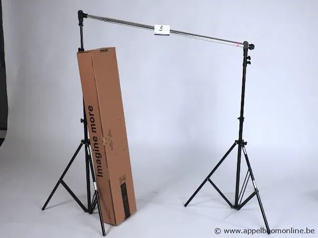 In hoogte verstelbaar hangsysteem 2/3m br manfretto ll lb1105 - afbeelding 1 van  1