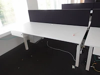 In hoogte verstelbare dubbele bureau - afbeelding 2 van  2