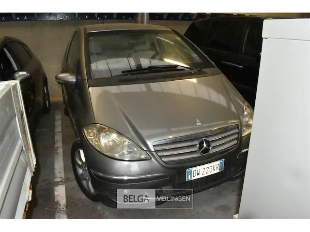 Inbeslagname auto mercedes a160cdi - afbeelding 3 van  5