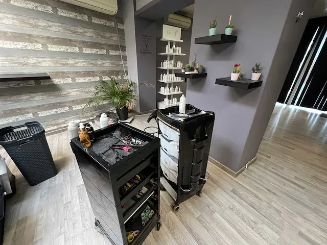 Inboedel kapperszaak - afbeelding 11 van  102
