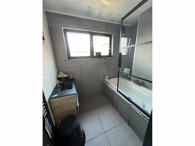 Inboedel kapperszaak - afbeelding 35 van  102