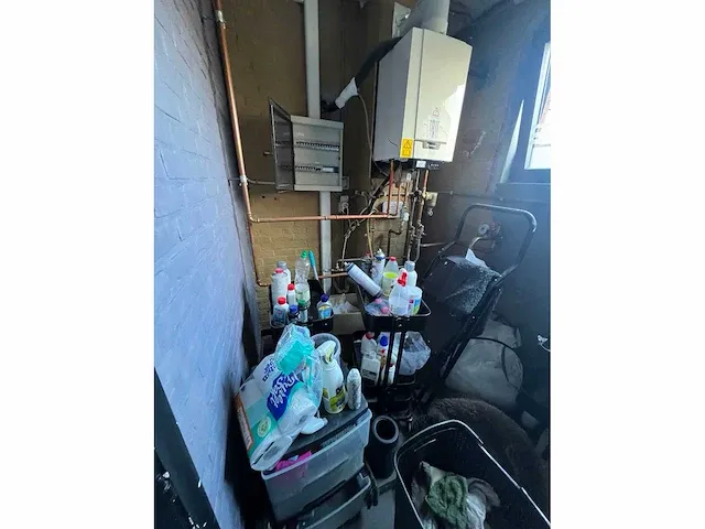 Inboedel kapperszaak - afbeelding 38 van  102