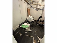 Inboedel kapperszaak - afbeelding 32 van  69