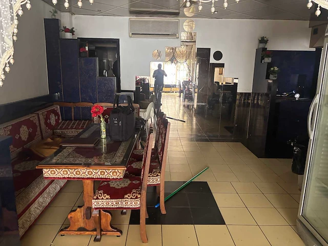 Inboedel uyghur restaurant wegens faillissement - afbeelding 2 van  40