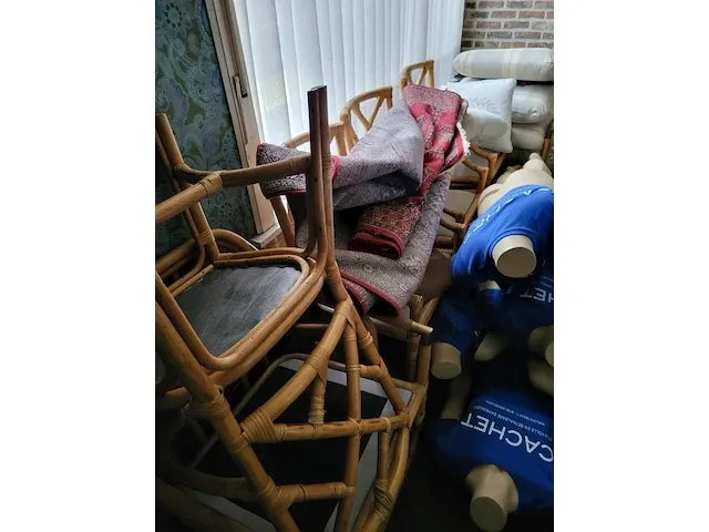 Inboedel winkel dameskledij - afbeelding 15 van  37
