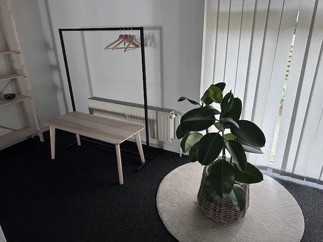 Inboedel winkel geel - afbeelding 2 van  36