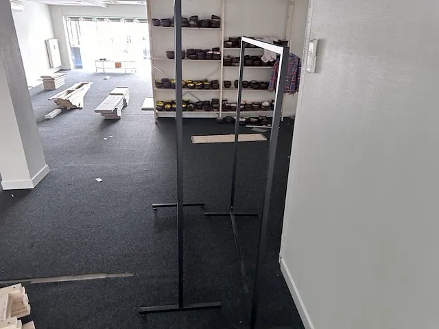 Inboedel winkel geel - afbeelding 22 van  36