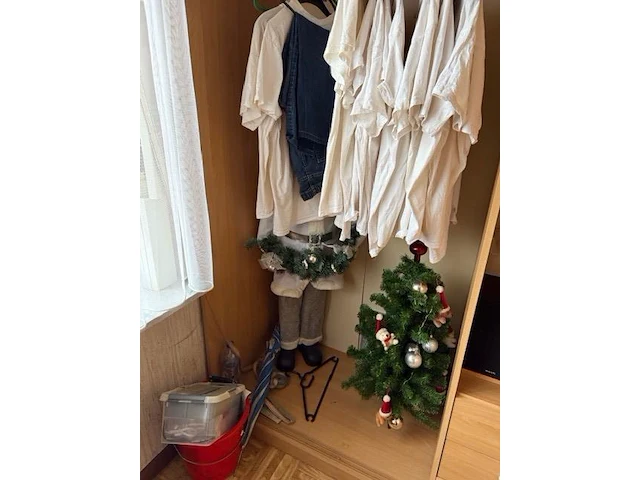 Inboedel woning - berghok - garagebox - afbeelding 37 van  122