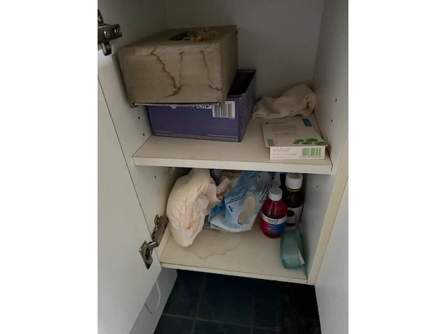 Inboedel woning - berghok - garagebox - afbeelding 61 van  122