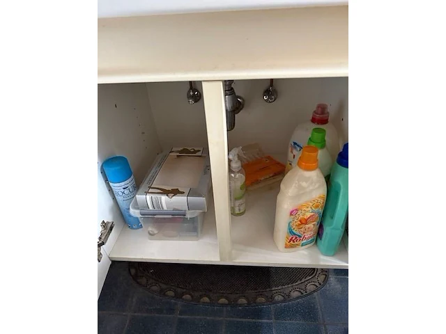 Inboedel woning - berghok - garagebox - afbeelding 63 van  122