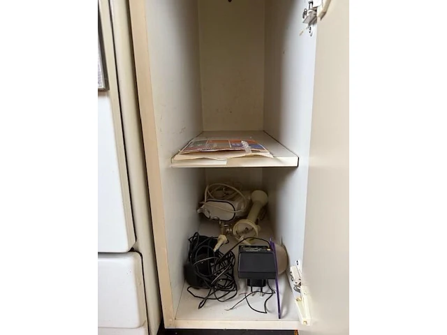 Inboedel woning - berghok - garagebox - afbeelding 85 van  122