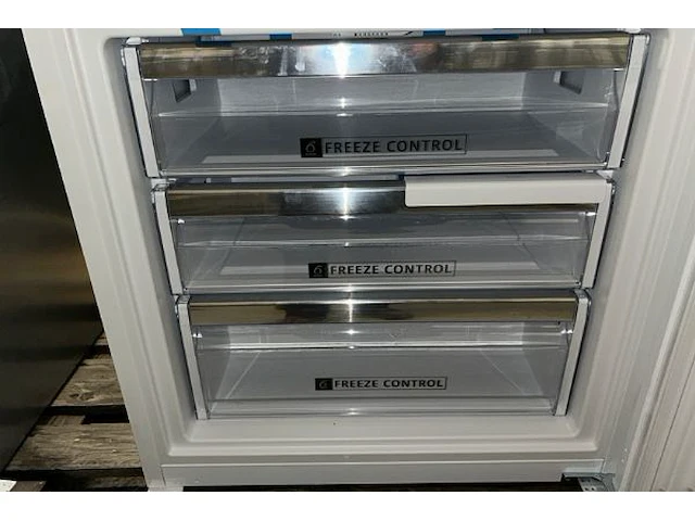 Inbouw combi koelkast whirlpool - afbeelding 6 van  8