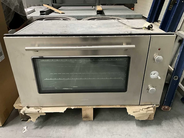 Inbouw-oven ariston xf 905 - afbeelding 1 van  8