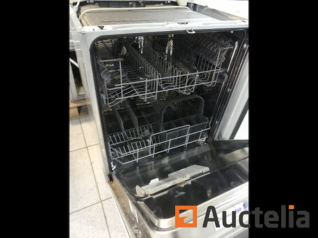 Inbouw vaatwasser electrolux esl 5310 lo, atag inbouw koelkast - afbeelding 9 van  11