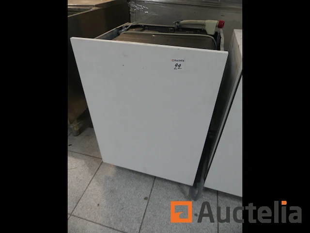 Inbouw vaatwasser electrolux esl 5310 lo, atag inbouw koelkast - afbeelding 11 van  11