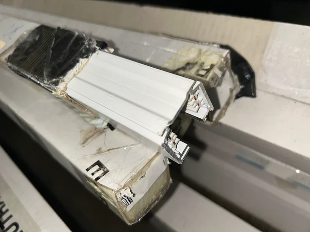 Inbouw/opbouw stroomrails - afbeelding 1 van  4