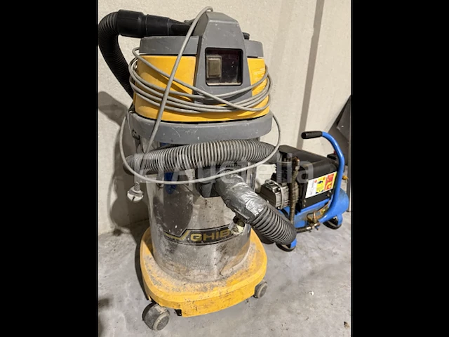 Ind. stofzuiger + compressor + waterpas - afbeelding 6 van  9