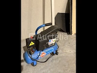 Ind. stofzuiger + compressor + waterpas - afbeelding 9 van  9