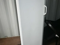 Indesit vrieskast - afbeelding 2 van  6