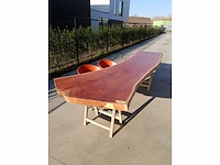 Indian mahogany - boomstam tafelblad - afbeelding 1 van  7