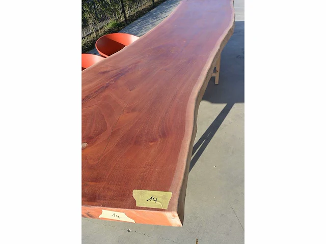 Indian mahogany - boomstam tafelblad - afbeelding 4 van  7