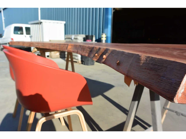 Indian mahogany - boomstam tafelblad - afbeelding 6 van  7
