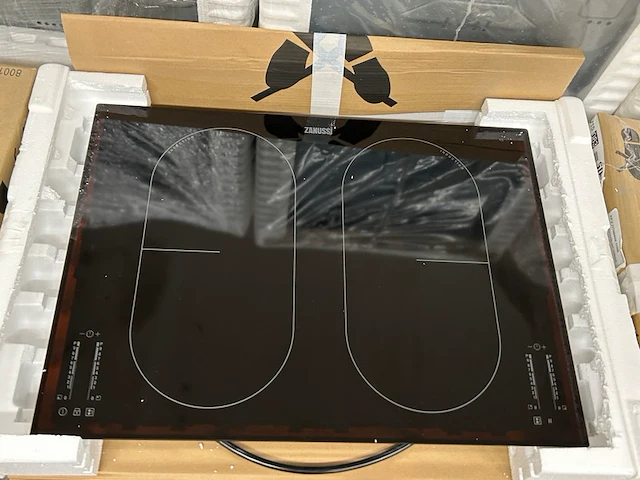 Inductiekookplaat zanussi - afbeelding 1 van  4