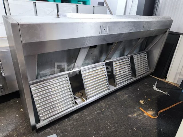 Industrieel afzuigkap, zo goed als nieuw met 2 afzuigmotoren - afbeelding 2 van  10