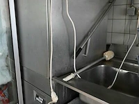 Industriele afwasmachine met spoeltafel - afbeelding 6 van  6