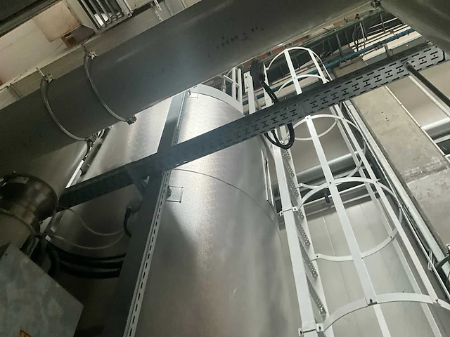 Industriële droger eisbar met 2 silo’s en 2 chillers kkt - afbeelding 13 van  48