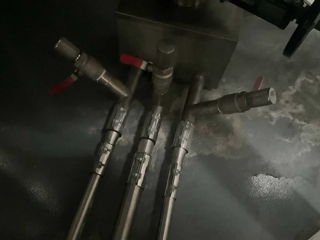 Industriële droger eisbar met 2 silo’s en 2 chillers kkt - afbeelding 16 van  48