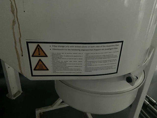 Industriële droger eisbar met 2 silo’s en 2 chillers kkt - afbeelding 21 van  48