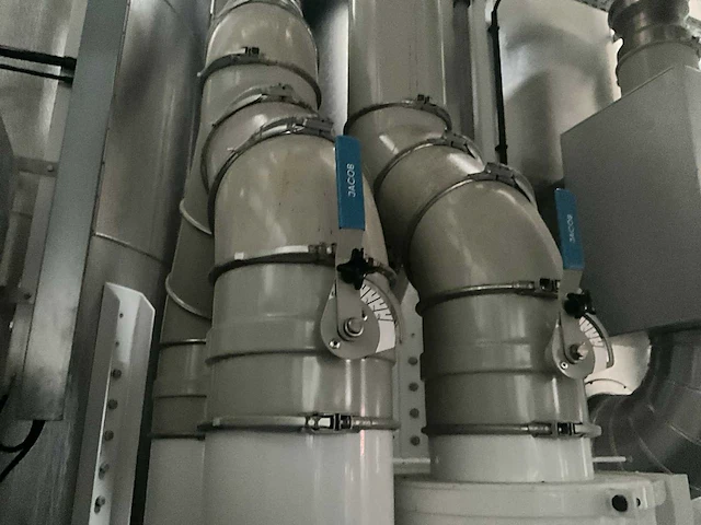 Industriële droger eisbar met 2 silo’s en 2 chillers kkt - afbeelding 22 van  48