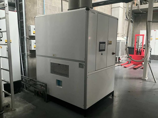 Industriële droger eisbar met 2 silo’s en 2 chillers kkt - afbeelding 24 van  48