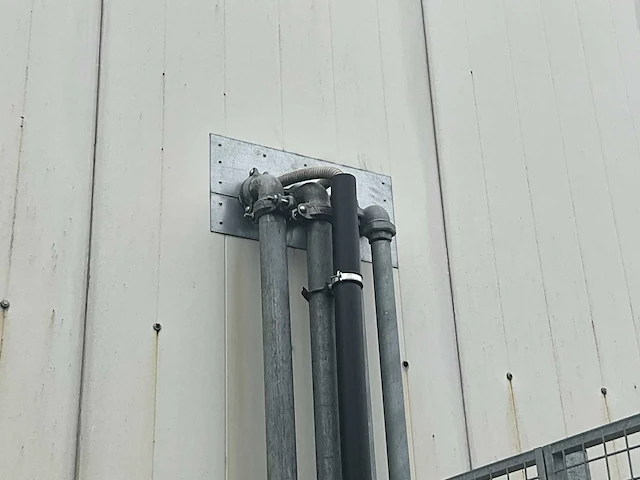 Industriële droger eisbar met 2 silo’s en 2 chillers kkt - afbeelding 44 van  48