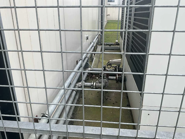 Industriële droger eisbar met 2 silo’s en 2 chillers kkt - afbeelding 46 van  48
