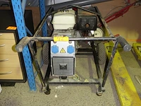 Industriële groep - diesel - afbeelding 1 van  4
