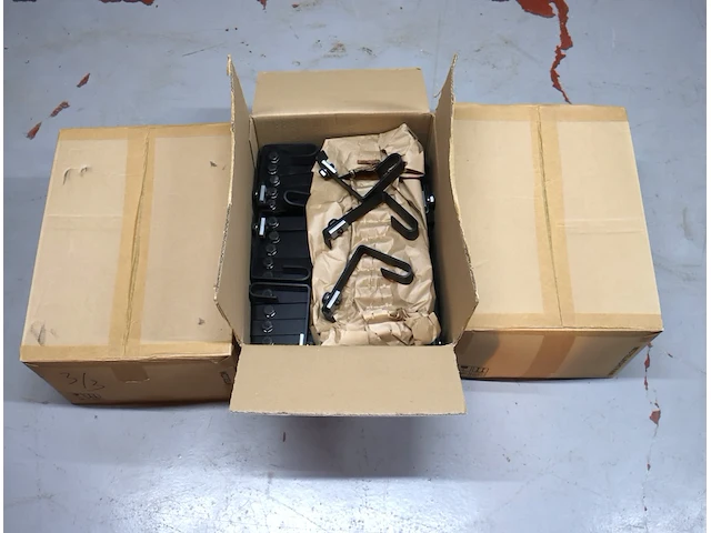 Industriele haken gordijn - afbeelding 1 van  5