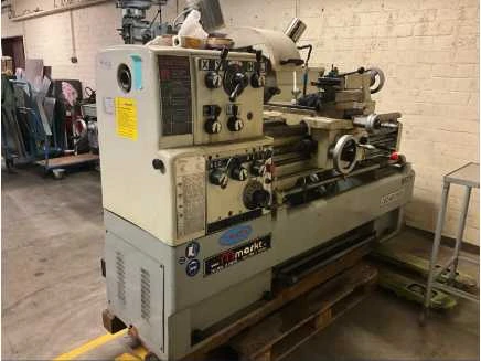 Industriële machines, transport & werkmaterialen