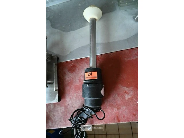 Industriele mixer (merk niet leesbaar) - afbeelding 2 van  2