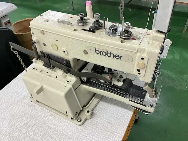 Industriële naaimachine brother cb3-b917-1 - afbeelding 9 van  10