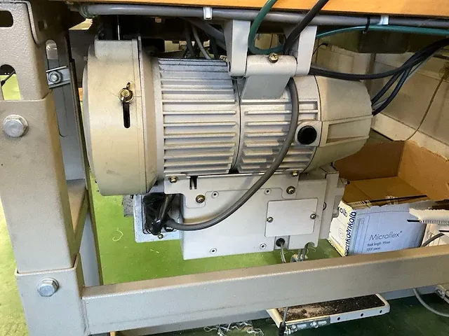 Industriële naaimachine brother exedra db2-b737-913 - afbeelding 6 van  15