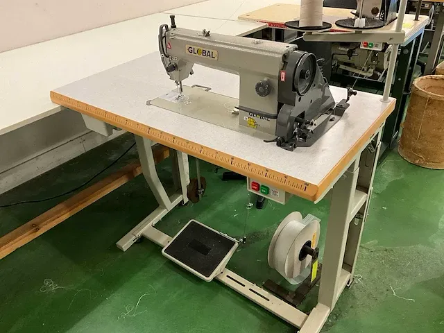Industriële naaimachine global 333 d - afbeelding 2 van  9