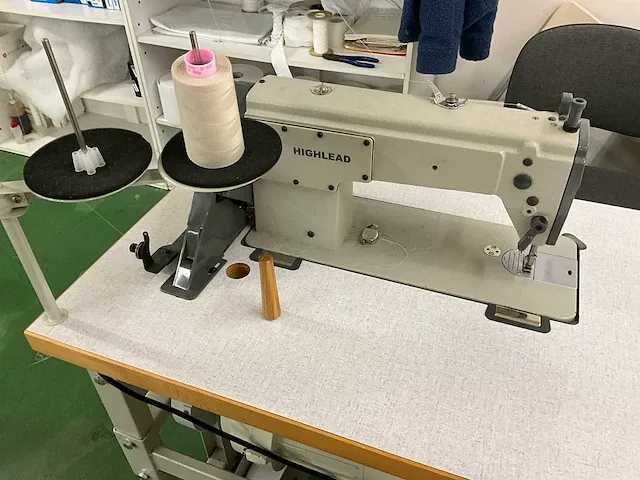 Industriële naaimachine global 333 d - afbeelding 5 van  9
