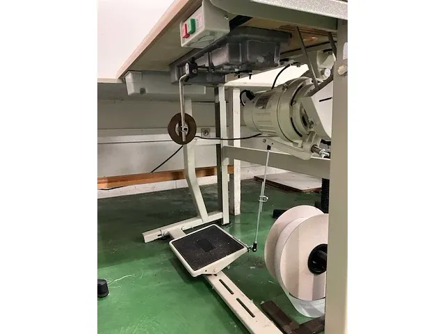 Industriële naaimachine global 333 d - afbeelding 7 van  9