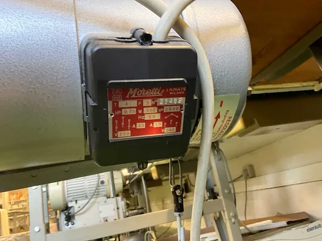 Industriële naaimachine juki dlu-450 - afbeelding 8 van  10